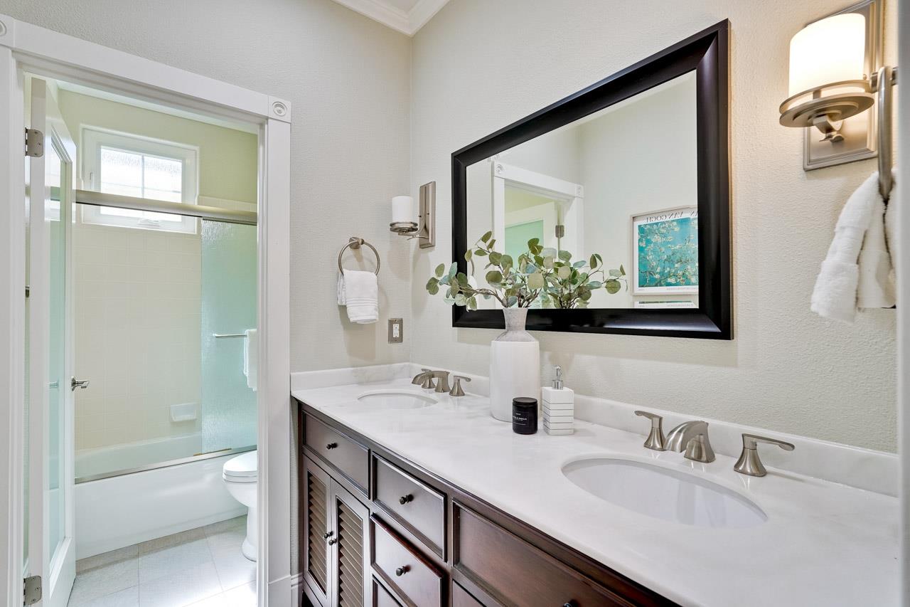 Detail Gallery Image 34 of 43 For 5960 Gleneagles Cir, San Jose,  CA 95138 - 4 Beds | 3/1 Baths