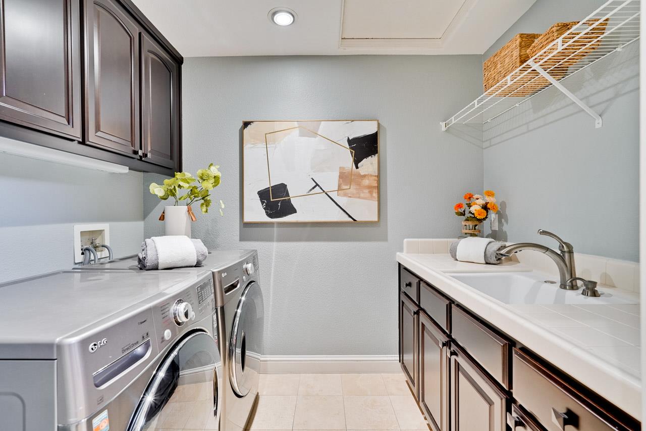 Detail Gallery Image 36 of 43 For 5960 Gleneagles Cir, San Jose,  CA 95138 - 4 Beds | 3/1 Baths