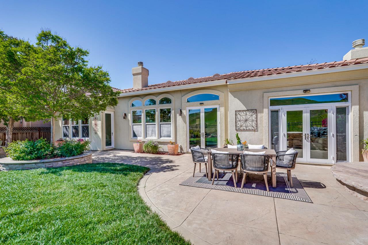 Detail Gallery Image 38 of 43 For 5960 Gleneagles Cir, San Jose,  CA 95138 - 4 Beds | 3/1 Baths