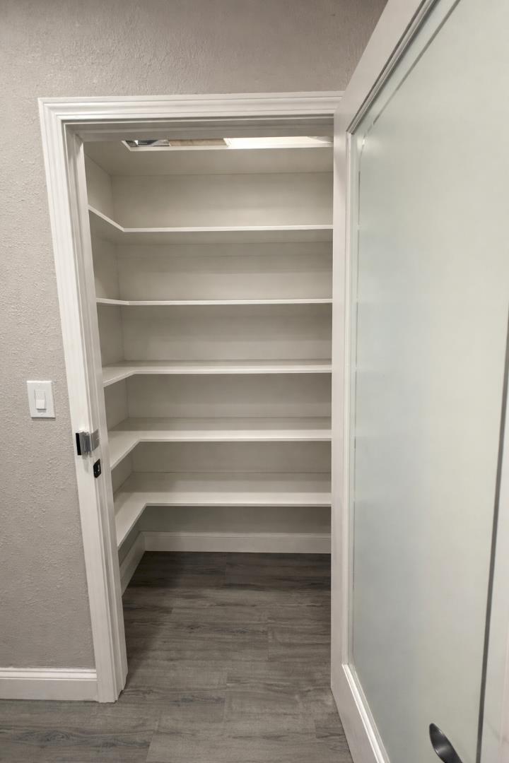 Detail Gallery Image 4 of 4 For 1182 Martin, South Lake Tahoe,  CA 96150 - 2 Beds | 1 Baths