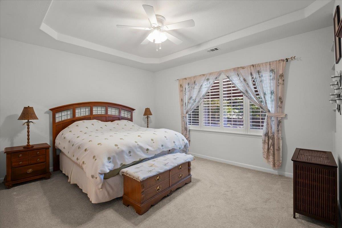 Detail Gallery Image 10 of 17 For 1494 Partridge Dr, Gilroy,  CA 95020 - 4 Beds | 2/1 Baths