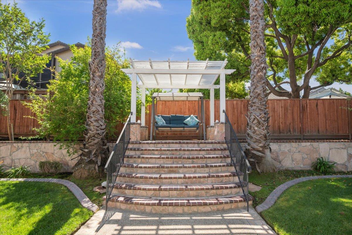 Detail Gallery Image 16 of 17 For 1494 Partridge Dr, Gilroy,  CA 95020 - 4 Beds | 2/1 Baths