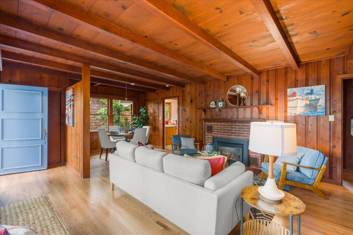 Detail Gallery Image 5 of 29 For 265 4th Ave, Santa Cruz,  CA 95062 - 3 Beds | 1 Baths