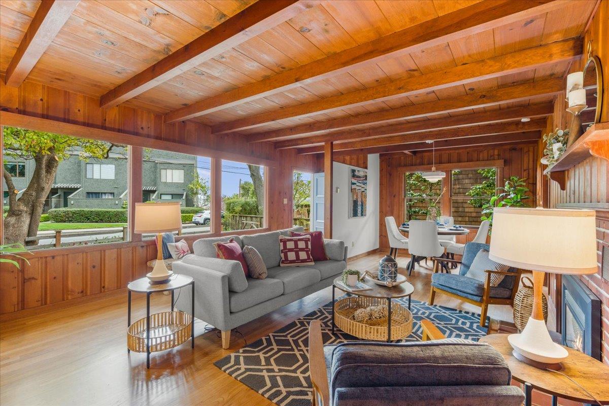 Detail Gallery Image 6 of 29 For 265 4th Ave, Santa Cruz,  CA 95062 - 3 Beds | 1 Baths