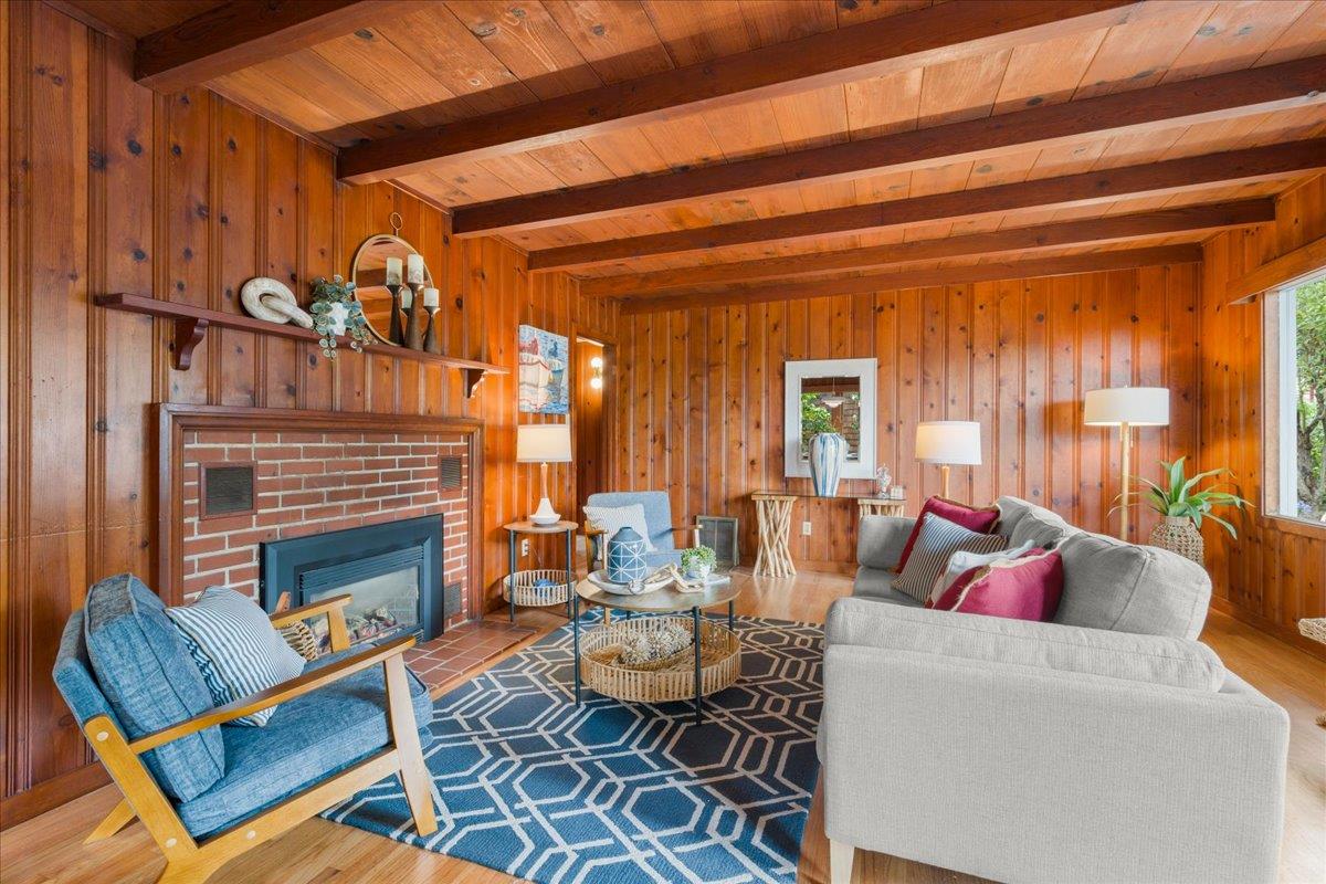 Detail Gallery Image 7 of 29 For 265 4th Ave, Santa Cruz,  CA 95062 - 3 Beds | 1 Baths