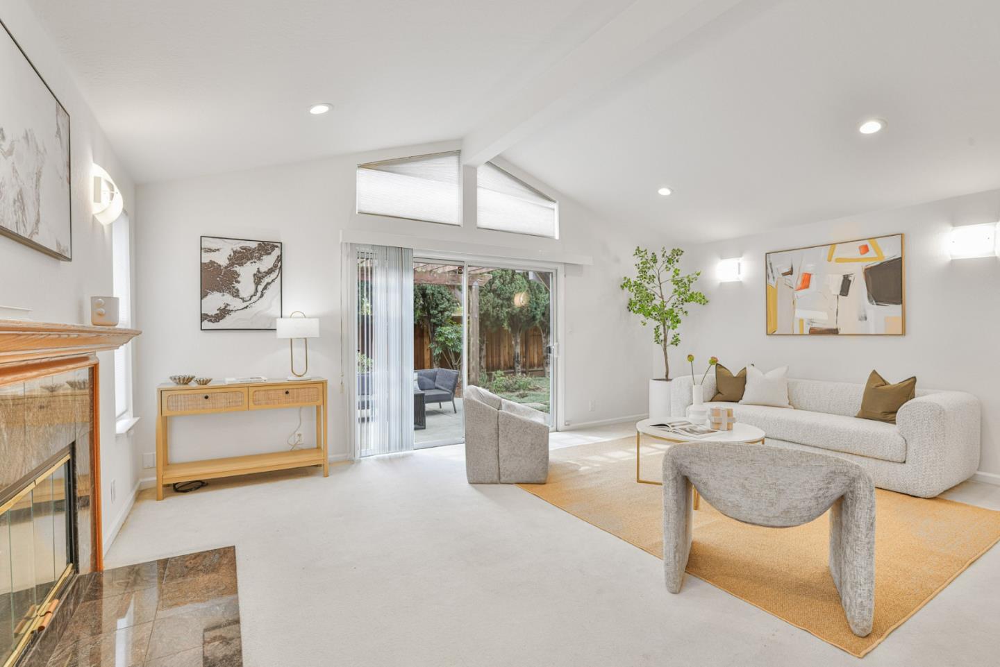 Detail Gallery Image 13 of 33 For 6902 Dartmoor Way, San Jose,  CA 95129 - 4 Beds | 2/1 Baths