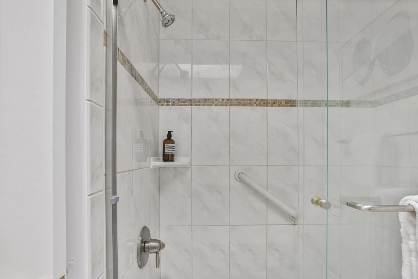 Detail Gallery Image 20 of 33 For 6902 Dartmoor Way, San Jose,  CA 95129 - 4 Beds | 2/1 Baths