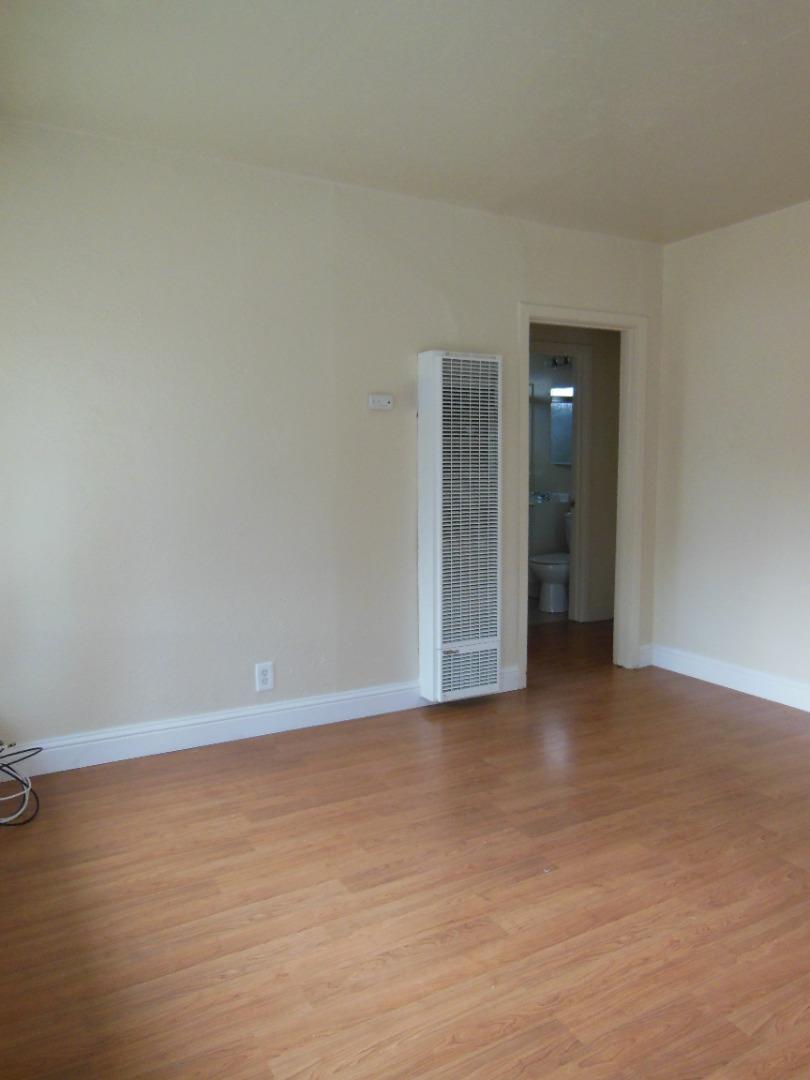 Detail Gallery Image 19 of 22 For 3071 William Ave, Redwood City,  CA 94063 - – Beds | – Baths