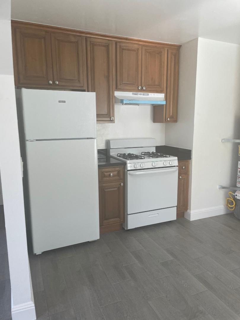 Detail Gallery Image 7 of 22 For 3071 William Ave, Redwood City,  CA 94063 - – Beds | – Baths