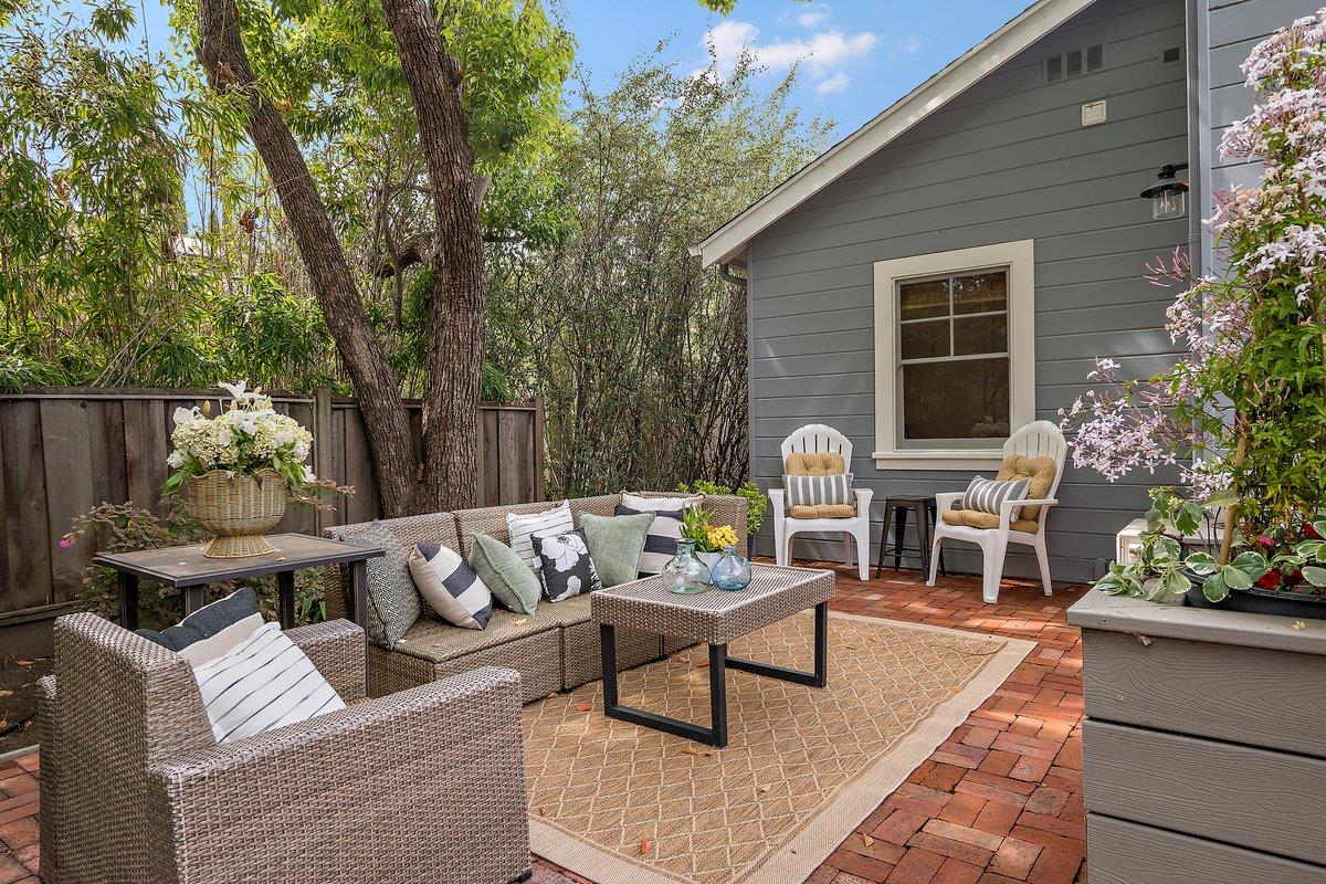 Detail Gallery Image 21 of 28 For 40 Pleasant St, Los Gatos,  CA 95030 - 3 Beds | 2 Baths