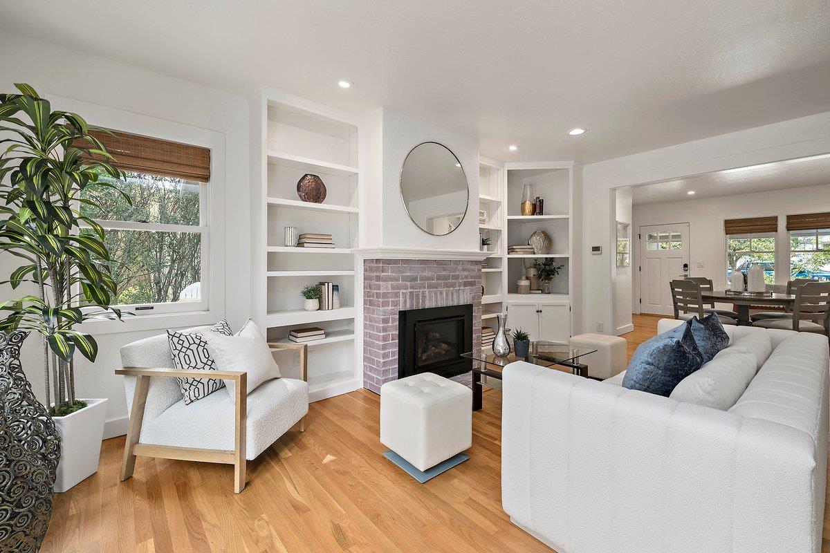 Detail Gallery Image 5 of 28 For 40 Pleasant St, Los Gatos,  CA 95030 - 3 Beds | 2 Baths