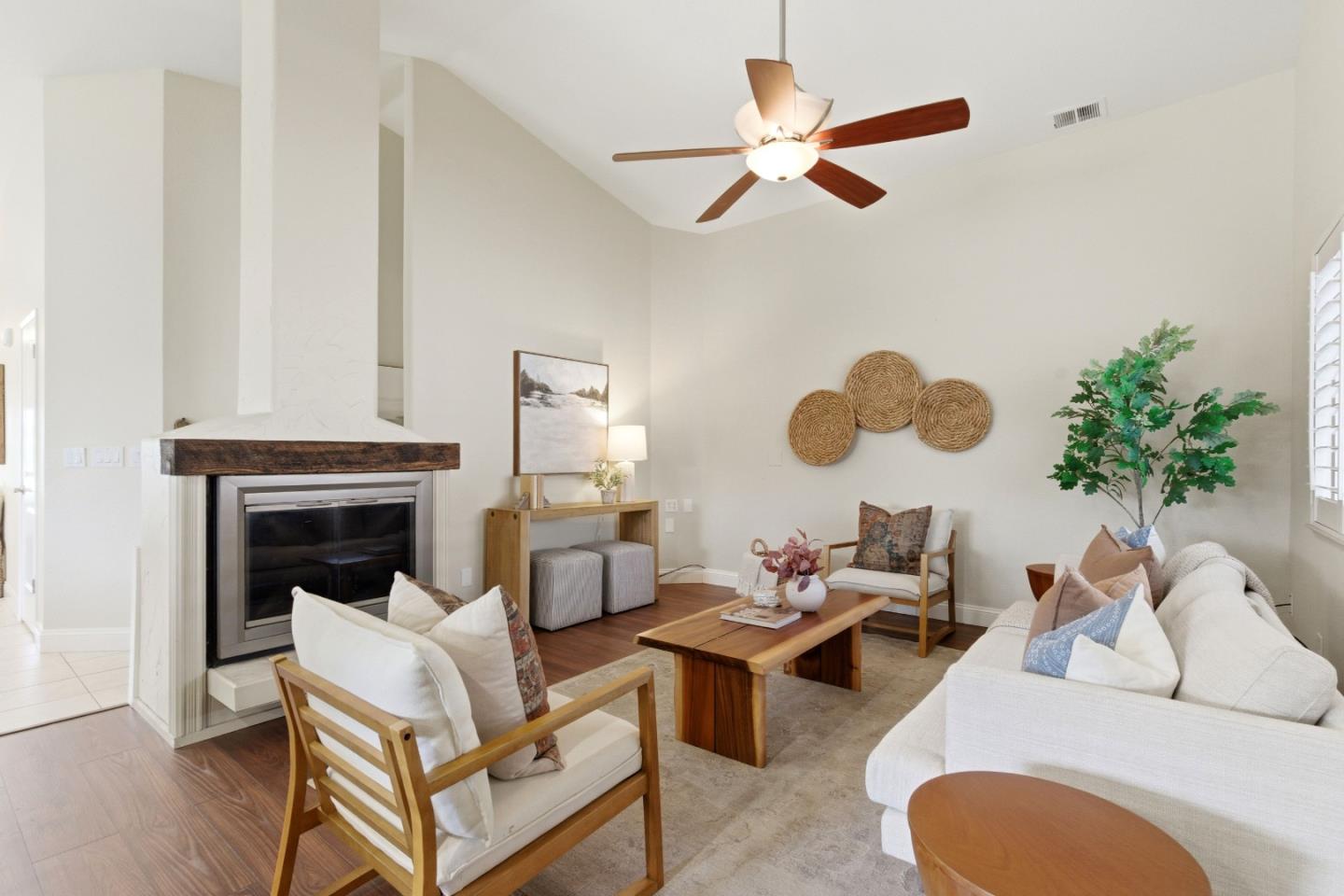 810 Capitola Drive, Hollister, CA, 95023