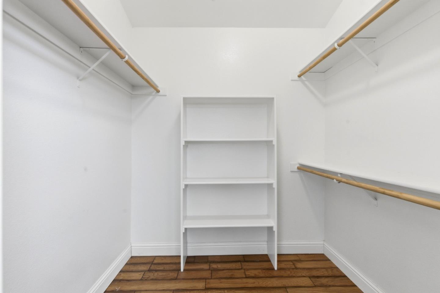 Detail Gallery Image 20 of 34 For 810 Capitola Dr, Hollister,  CA 95023 - 3 Beds | 2 Baths