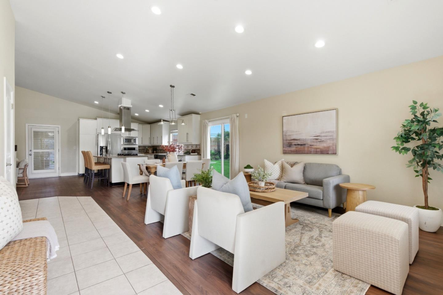 810 Capitola Drive, Hollister, CA, 95023