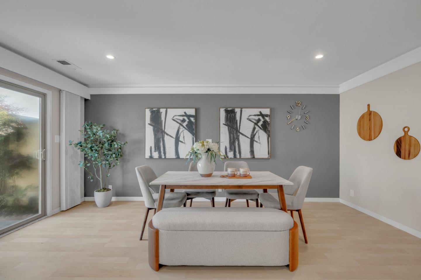 Detail Gallery Image 6 of 24 For 3315 Willis Ln, Alameda,  CA 94502 - 3 Beds | 2/1 Baths