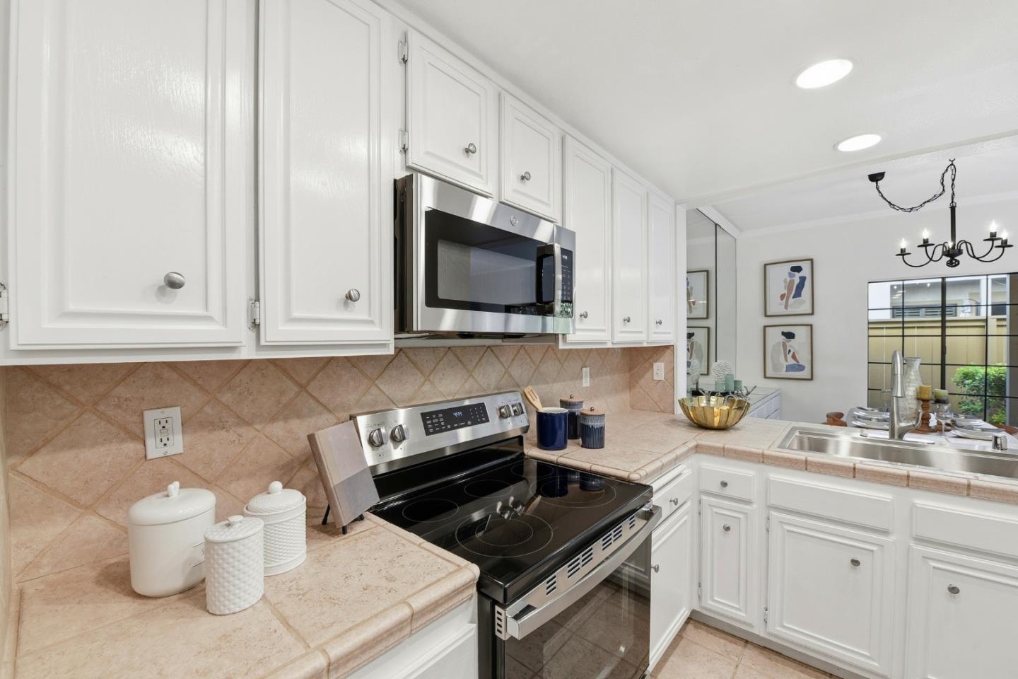 Photo #13: ML82039996 Listing: Photo #13