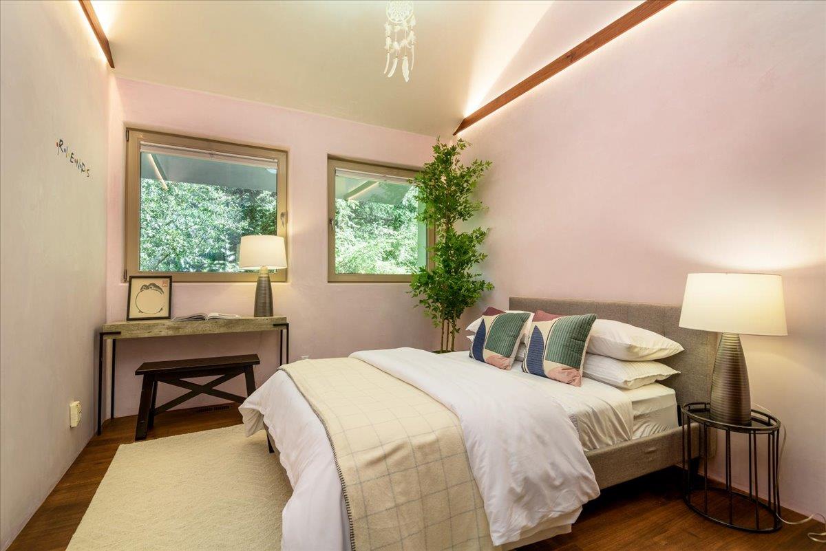 Detail Gallery Image 22 of 31 For 16345 Sanborn Rd, Saratoga,  CA 95070 - 4 Beds | 3/1 Baths