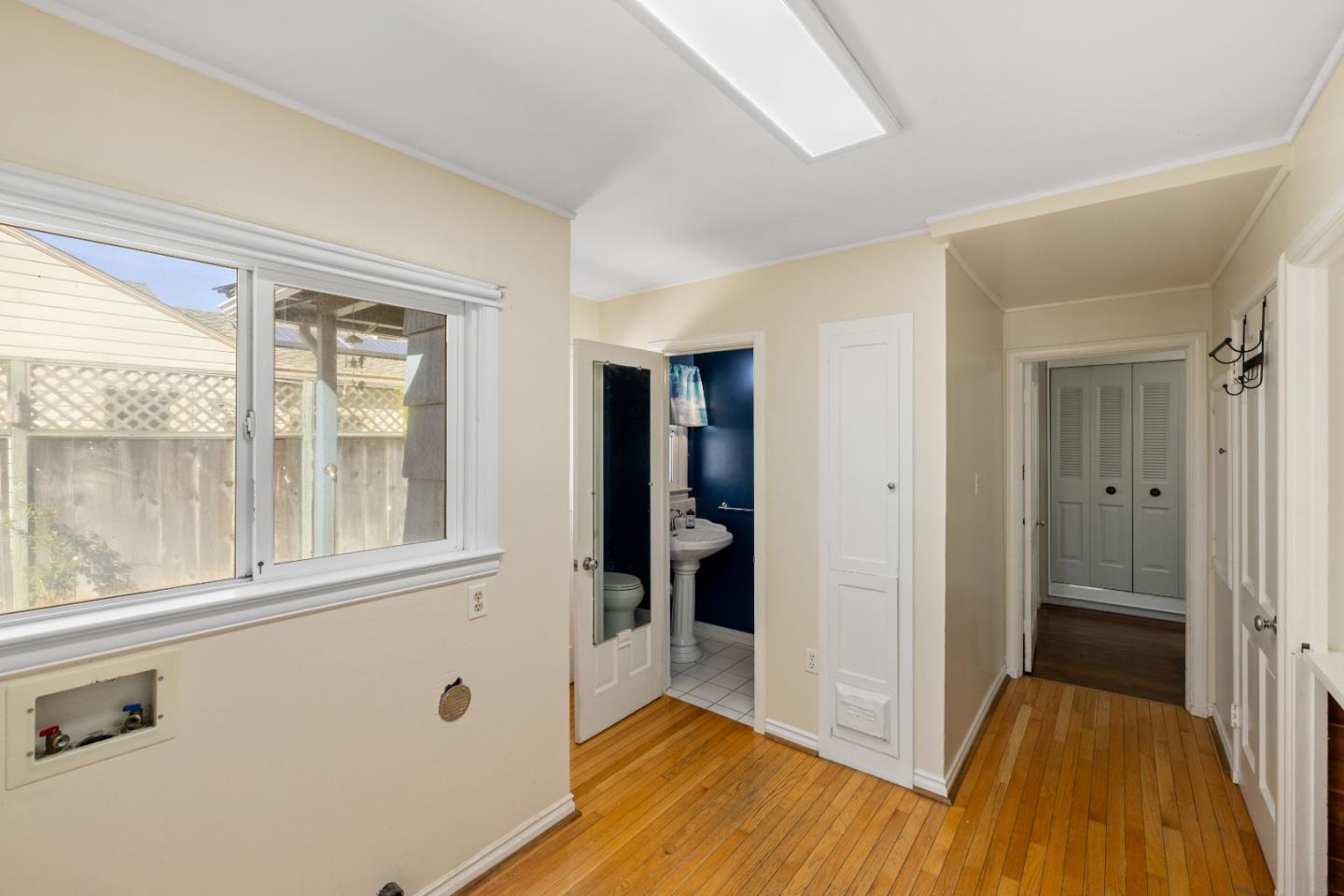 Detail Gallery Image 27 of 51 For 330 Homestead Ave, Salinas,  CA 93901 - 4 Beds | 2/1 Baths