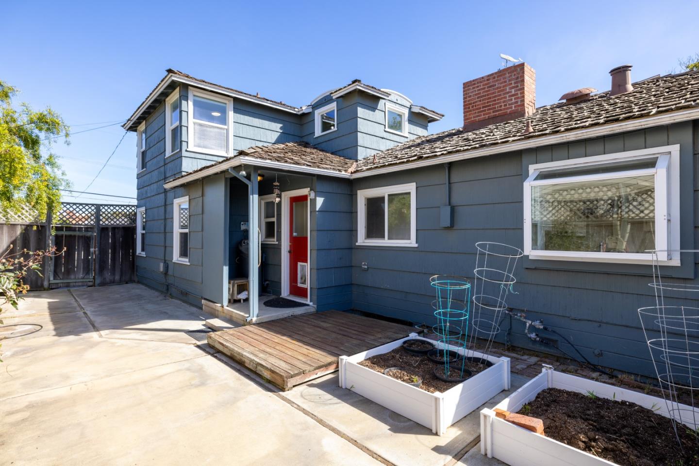 Detail Gallery Image 37 of 51 For 330 Homestead Ave, Salinas,  CA 93901 - 4 Beds | 2/1 Baths