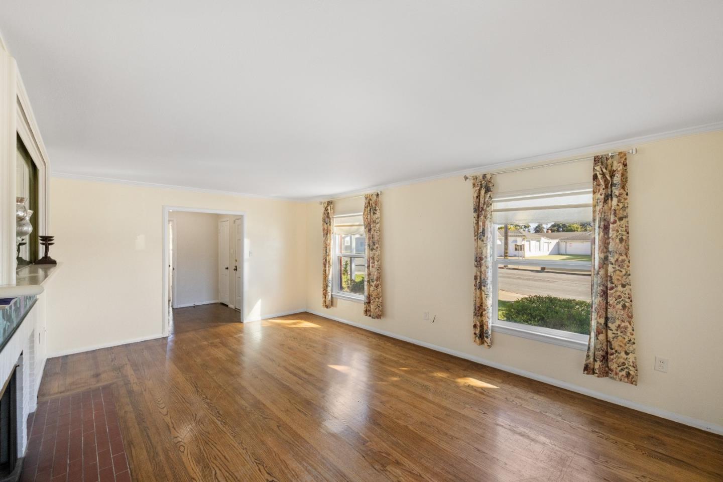 Detail Gallery Image 7 of 51 For 330 Homestead Ave, Salinas,  CA 93901 - 4 Beds | 2/1 Baths