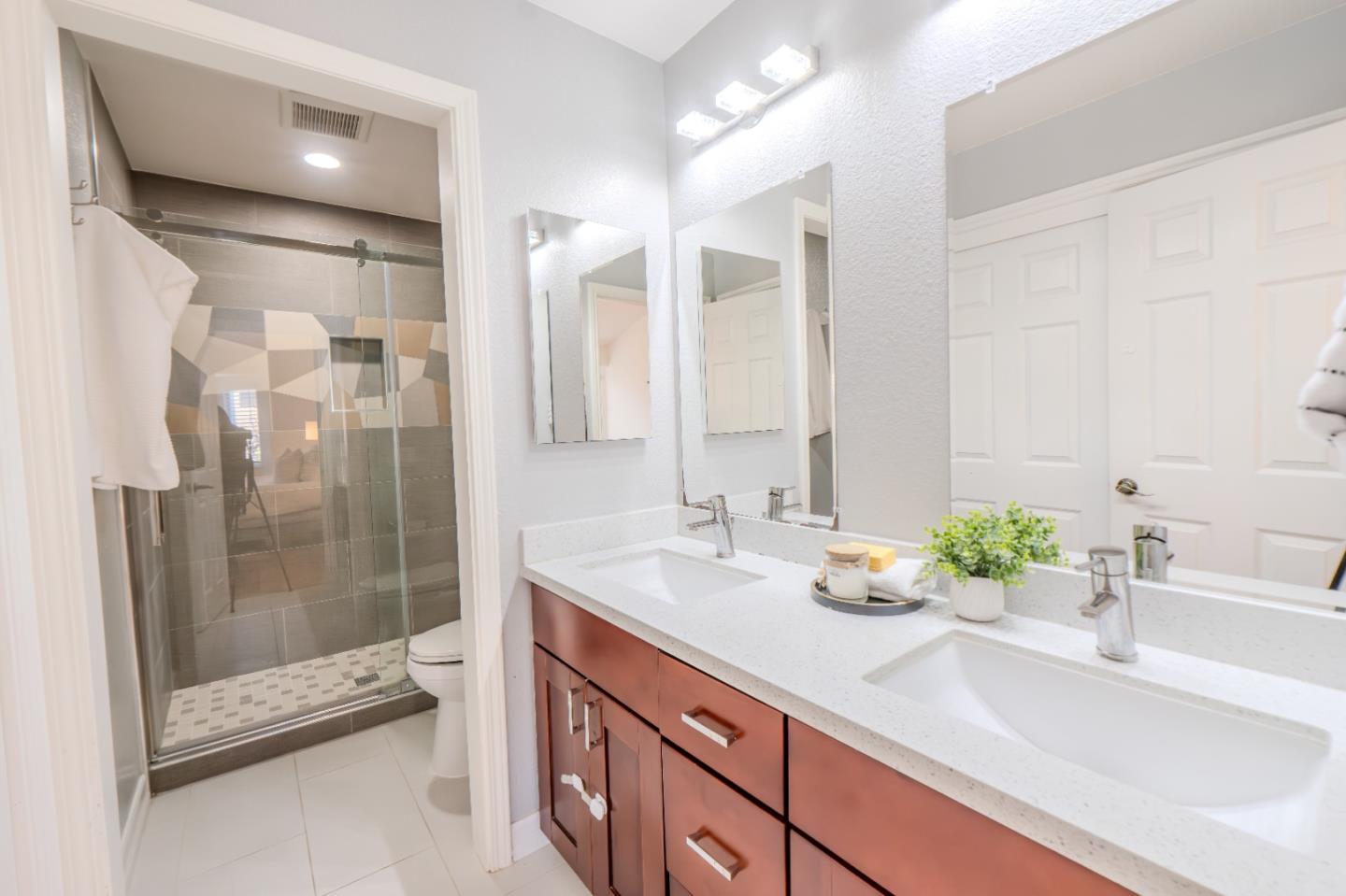 Detail Gallery Image 14 of 28 For 34549 Melissa Ter, Fremont,  CA 94555 - 4 Beds | 2/1 Baths