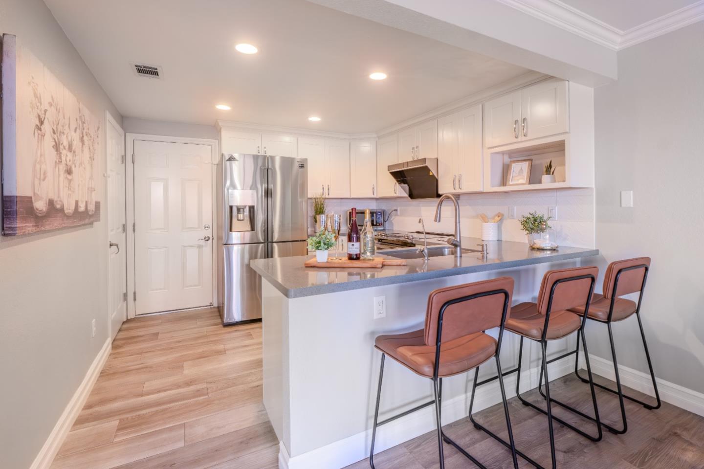 Detail Gallery Image 3 of 28 For 34549 Melissa Ter, Fremont,  CA 94555 - 4 Beds | 2/1 Baths