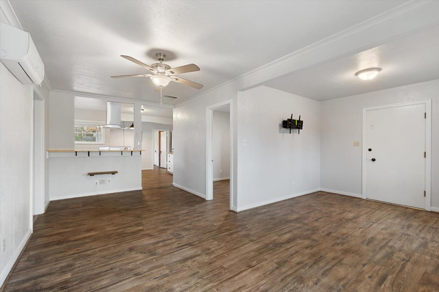 Detail Gallery Image 3 of 48 For 1660 Ashby Rd, Shasta Lake,  CA 96019 - 4 Beds | 2 Baths