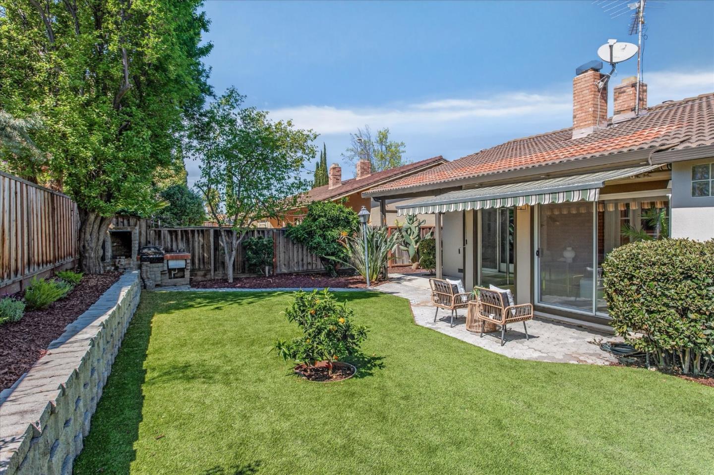 Detail Gallery Image 30 of 34 For 2758 Glorietta Cir, Santa Clara,  CA 95051 - 4 Beds | 3 Baths