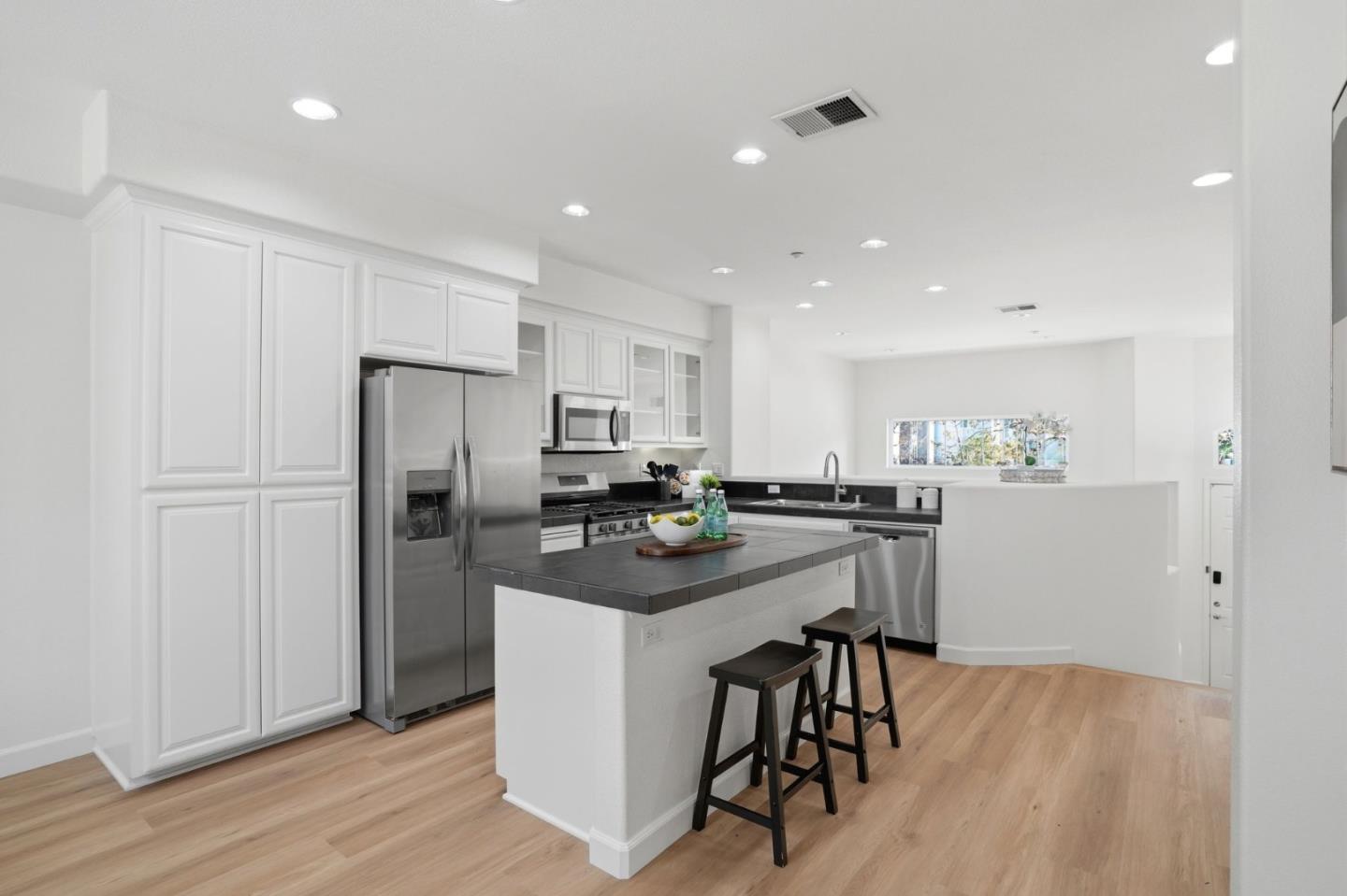 Photo #15: ML82040010 Listing: Photo #15