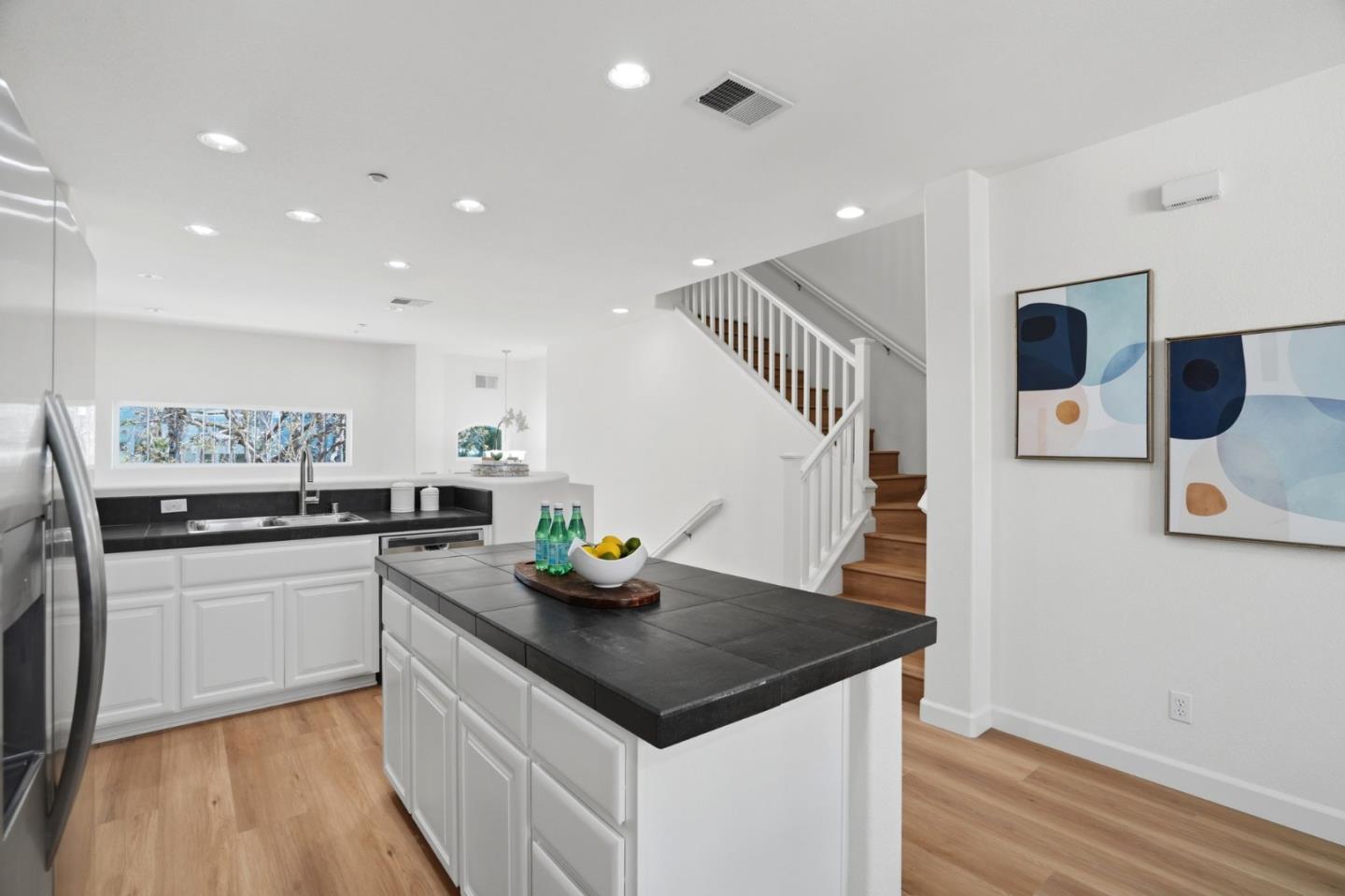 Photo #16: ML82040010 Listing: Photo #16