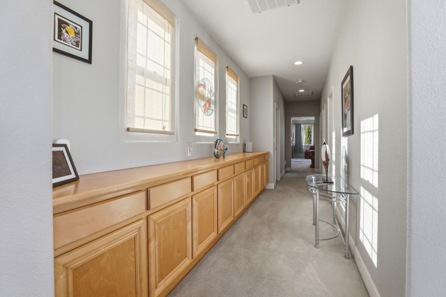 Detail Gallery Image 19 of 48 For 7521 Troon Ct, Gilroy,  CA 95020 - 5 Beds | 3/1 Baths