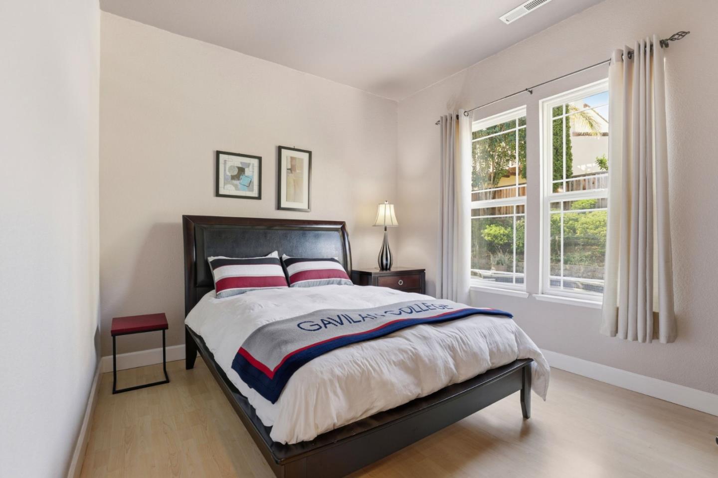 Detail Gallery Image 21 of 48 For 7521 Troon Ct, Gilroy,  CA 95020 - 5 Beds | 3/1 Baths