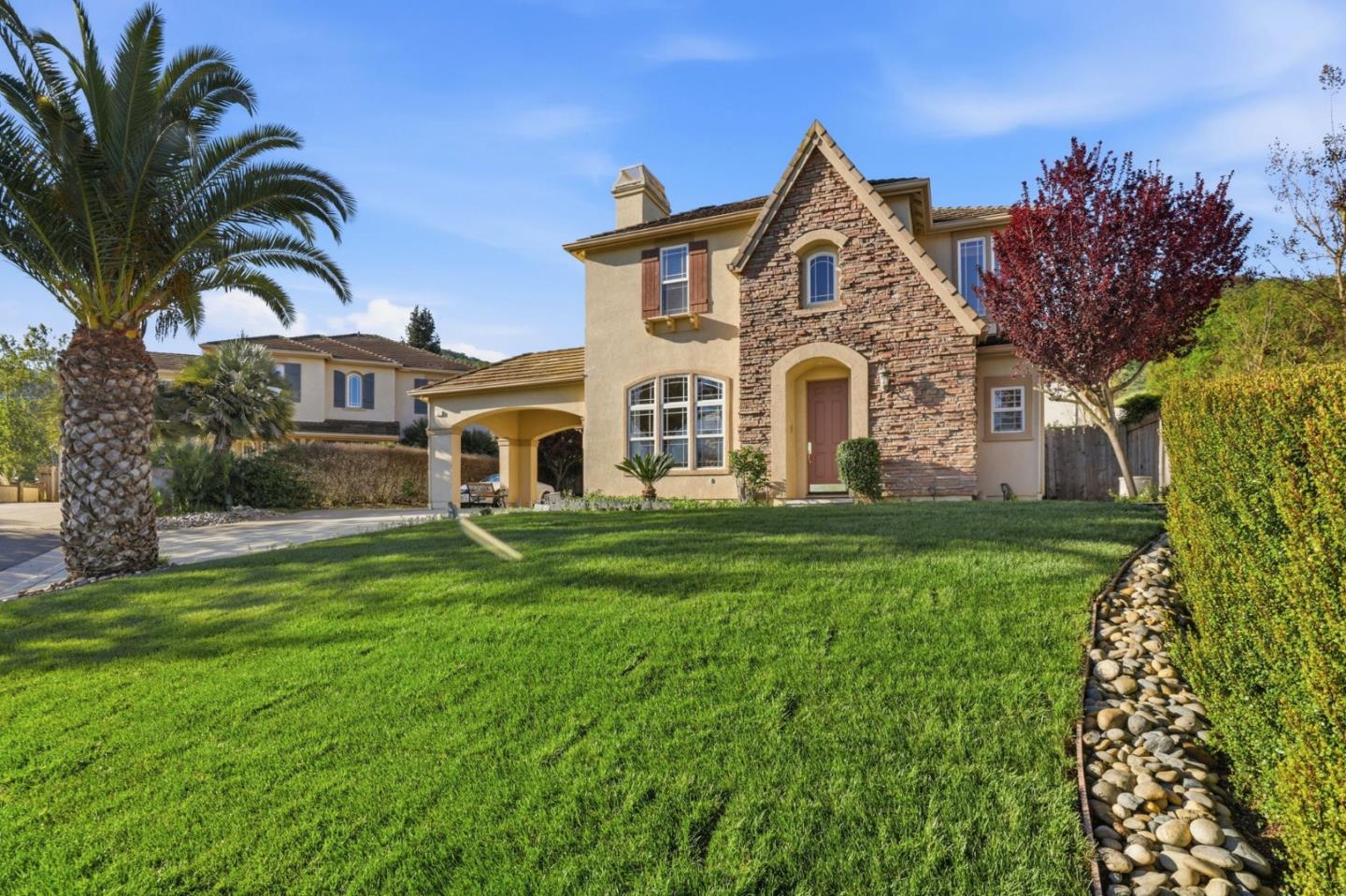 Detail Gallery Image 3 of 48 For 7521 Troon Ct, Gilroy,  CA 95020 - 5 Beds | 3/1 Baths