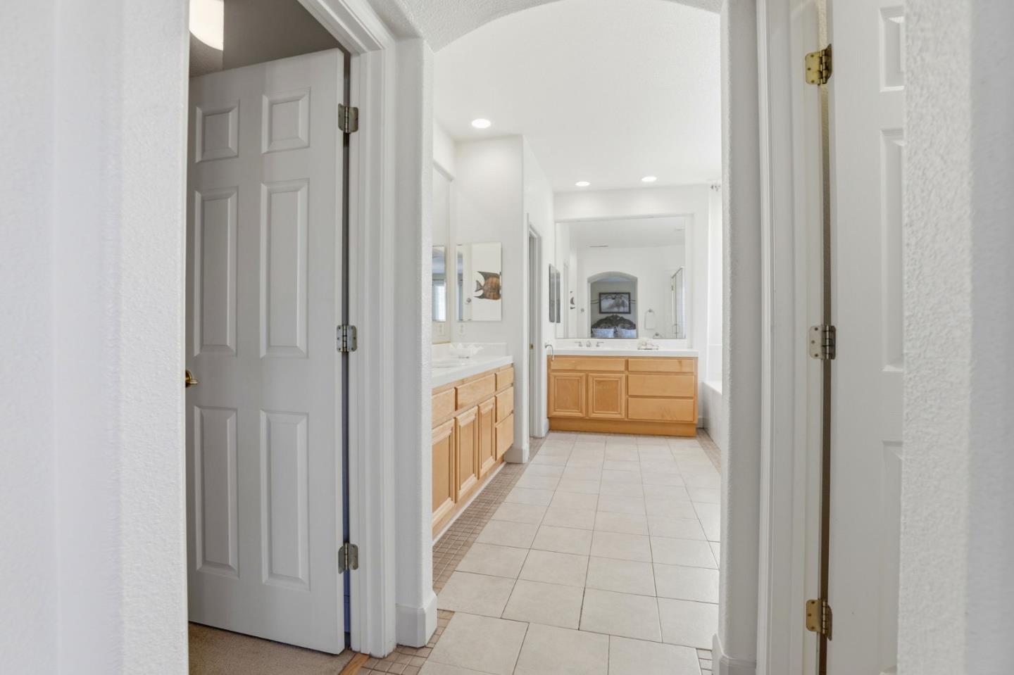 Detail Gallery Image 30 of 48 For 7521 Troon Ct, Gilroy,  CA 95020 - 5 Beds | 3/1 Baths