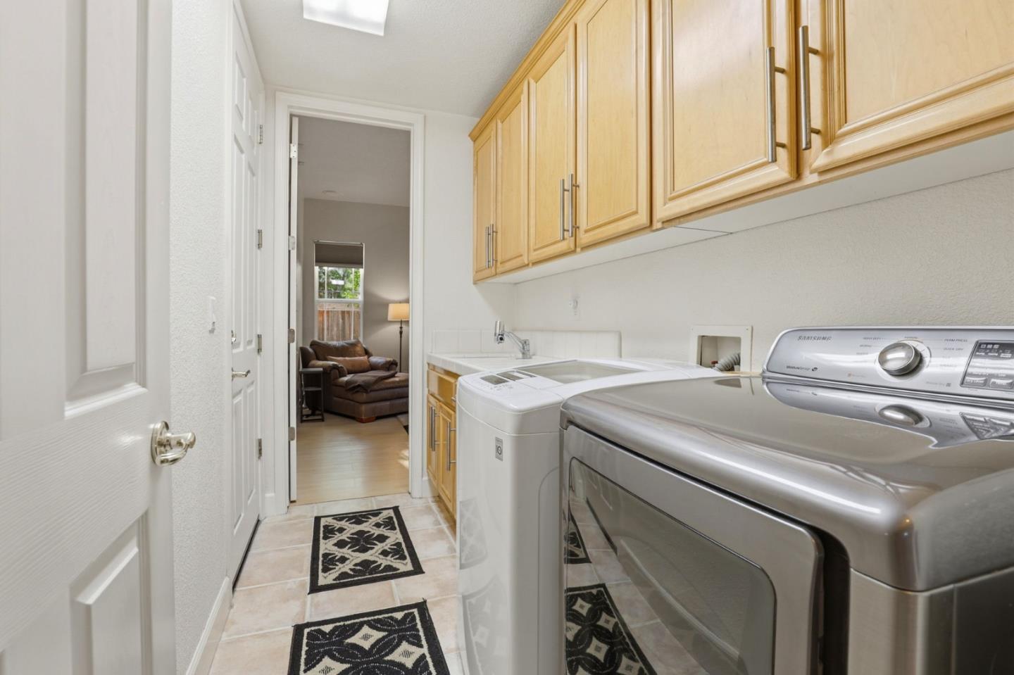 Detail Gallery Image 34 of 48 For 7521 Troon Ct, Gilroy,  CA 95020 - 5 Beds | 3/1 Baths