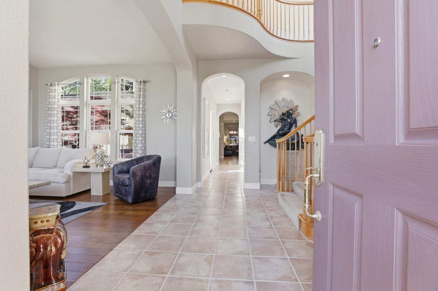 Detail Gallery Image 5 of 48 For 7521 Troon Ct, Gilroy,  CA 95020 - 5 Beds | 3/1 Baths