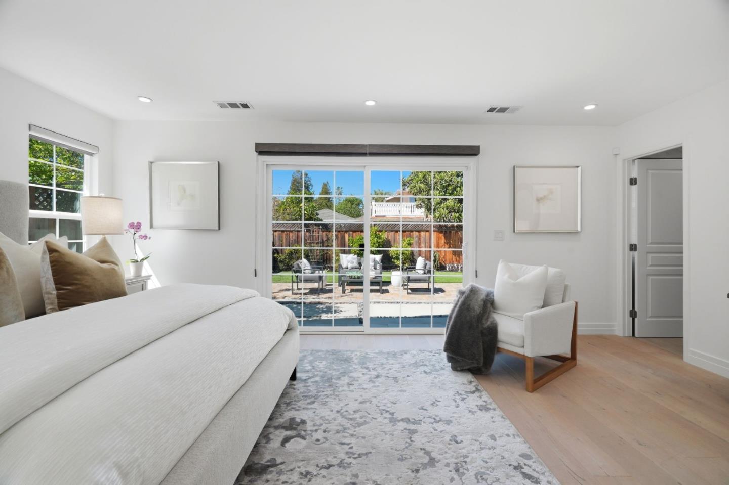 Detail Gallery Image 18 of 53 For 280 Matadero Ave, Palo Alto,  CA 94306 - 4 Beds | 3 Baths