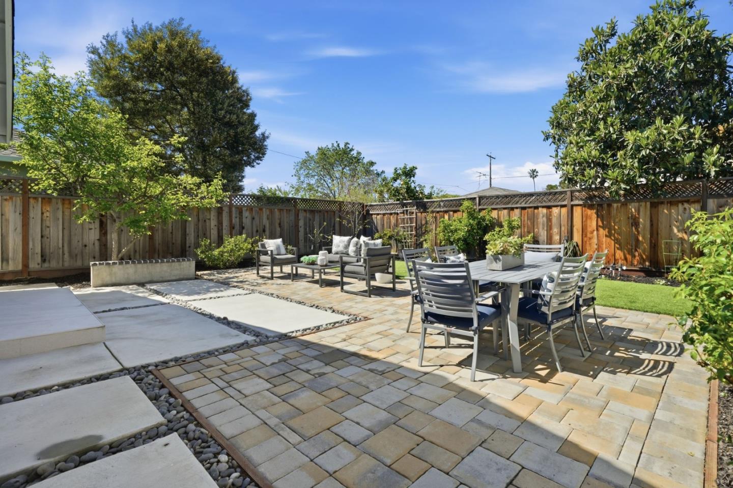 Detail Gallery Image 32 of 53 For 280 Matadero Ave, Palo Alto,  CA 94306 - 4 Beds | 3 Baths