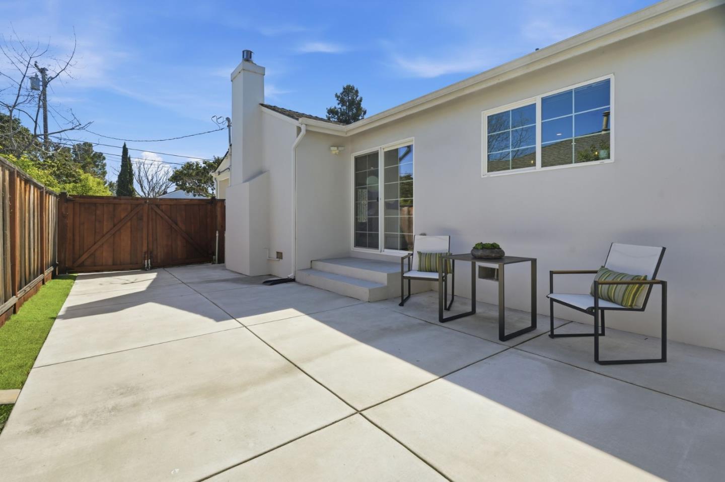 Detail Gallery Image 38 of 53 For 280 Matadero Ave, Palo Alto,  CA 94306 - 4 Beds | 3 Baths