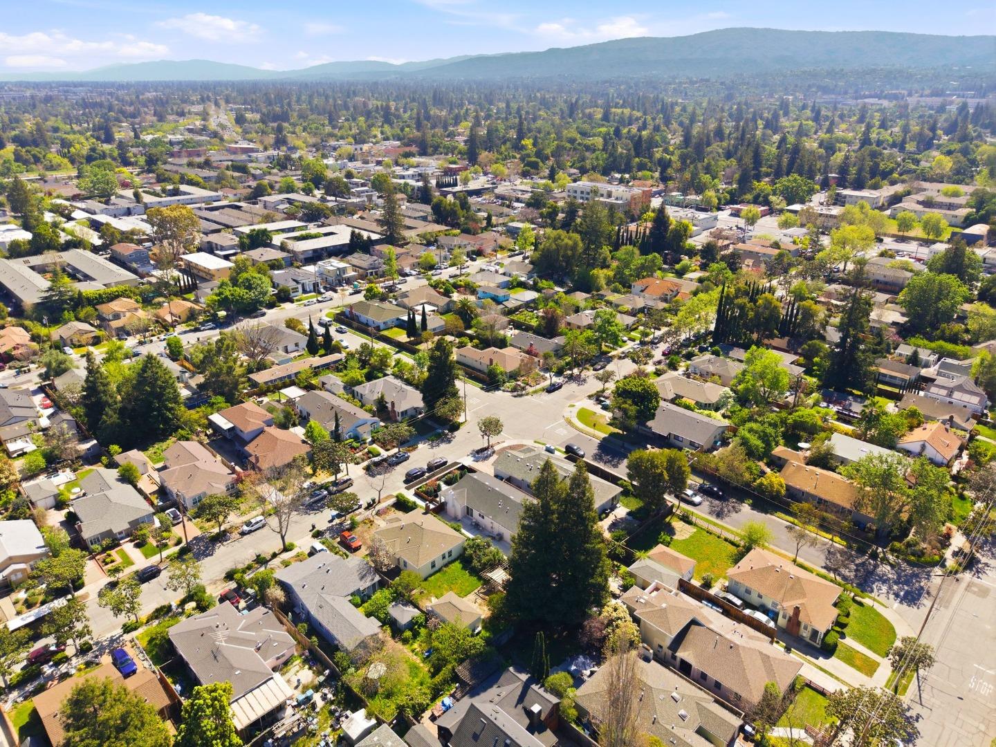 Detail Gallery Image 45 of 53 For 280 Matadero Ave, Palo Alto,  CA 94306 - 4 Beds | 3 Baths
