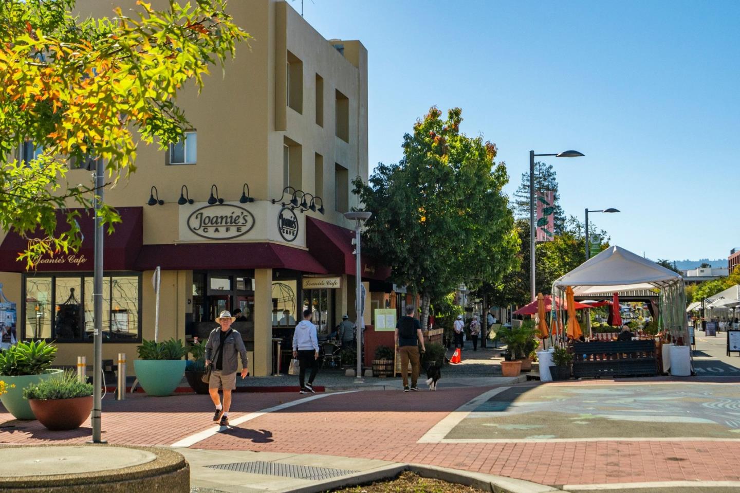 Detail Gallery Image 46 of 53 For 280 Matadero Ave, Palo Alto,  CA 94306 - 4 Beds | 3 Baths
