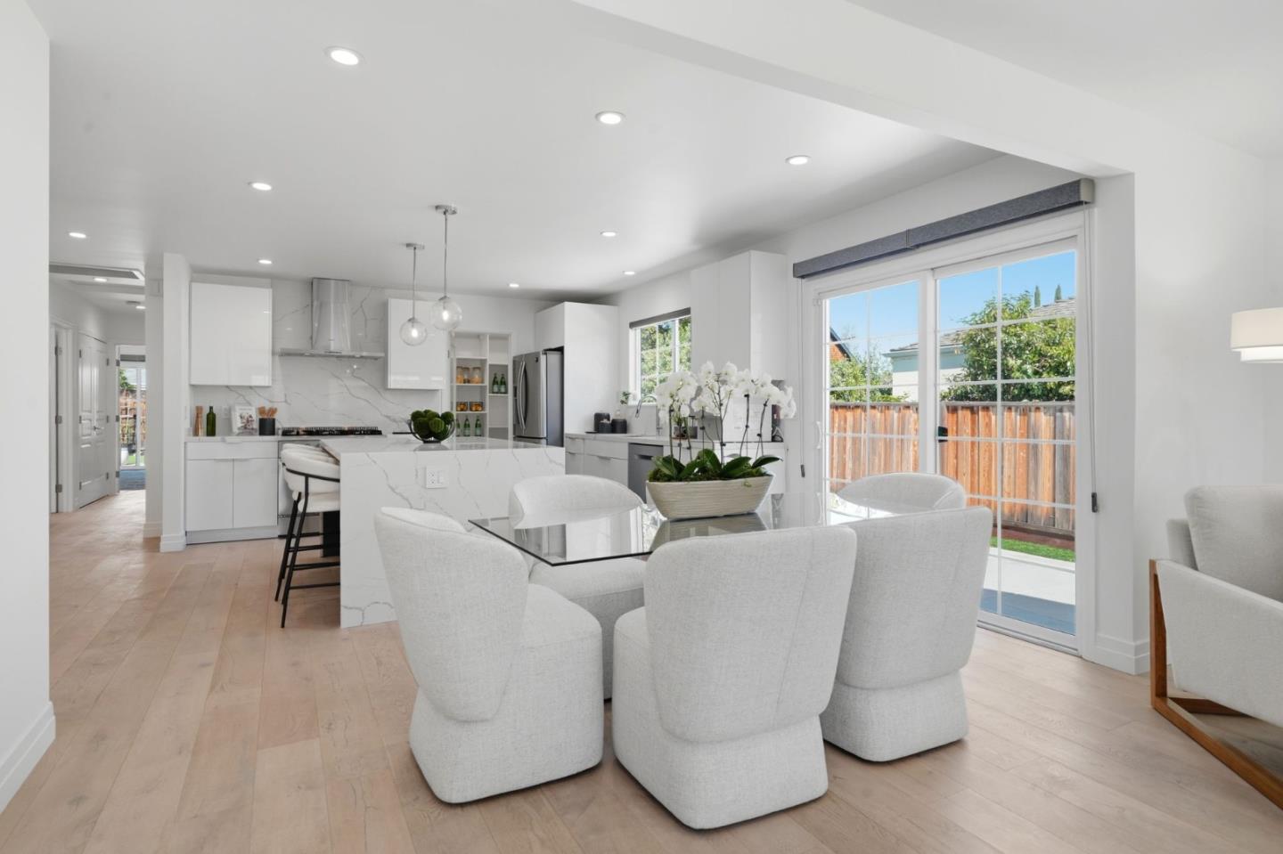 Detail Gallery Image 7 of 53 For 280 Matadero Ave, Palo Alto,  CA 94306 - 4 Beds | 3 Baths