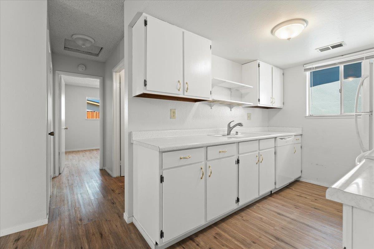 Detail Gallery Image 11 of 19 For 583 Bridge St, Watsonville,  CA 95076 - 2 Beds | 1 Baths