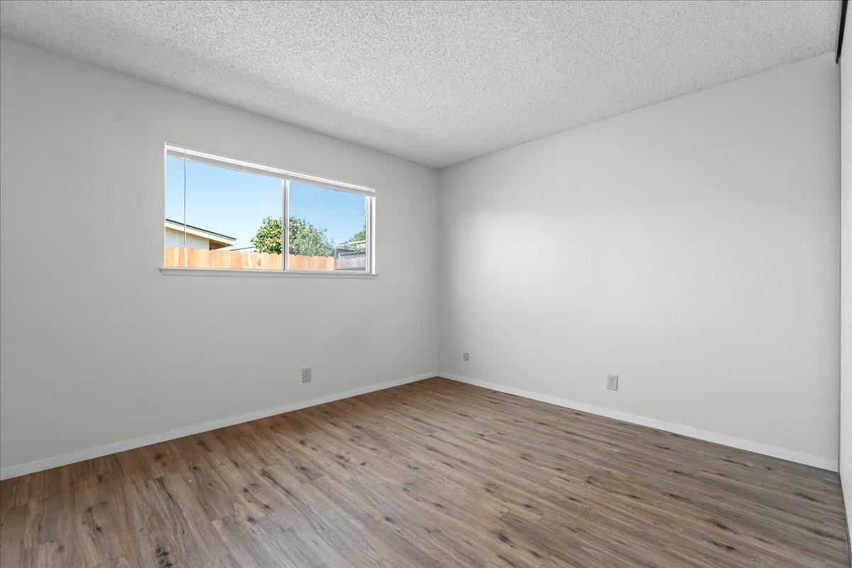 Detail Gallery Image 15 of 19 For 583 Bridge St, Watsonville,  CA 95076 - 2 Beds | 1 Baths