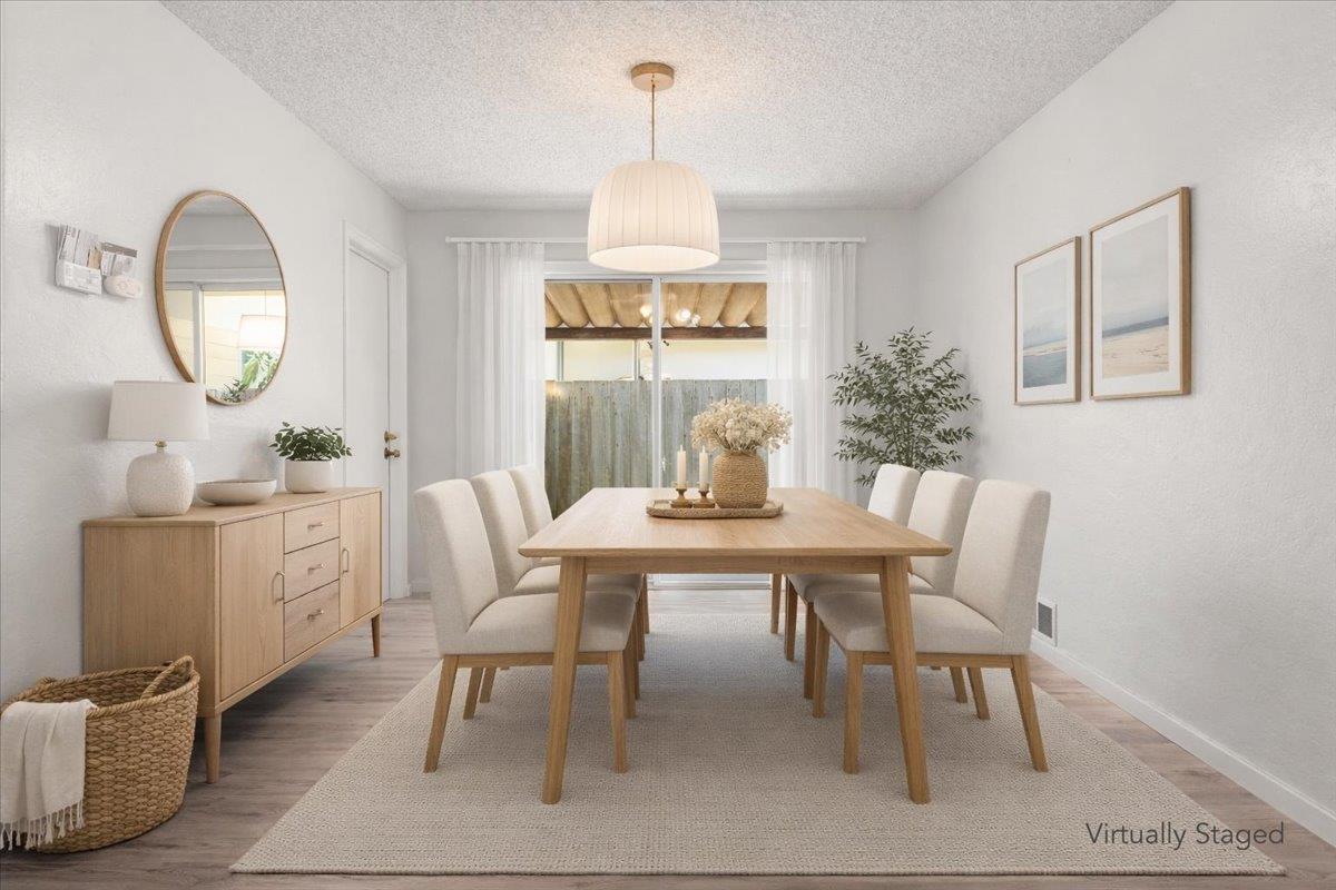 Detail Gallery Image 4 of 19 For 583 Bridge St, Watsonville,  CA 95076 - 2 Beds | 1 Baths