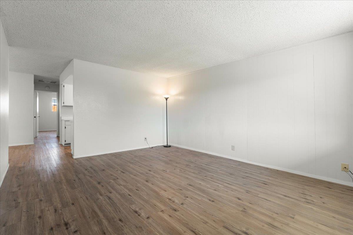 Detail Gallery Image 7 of 19 For 583 Bridge St, Watsonville,  CA 95076 - 2 Beds | 1 Baths