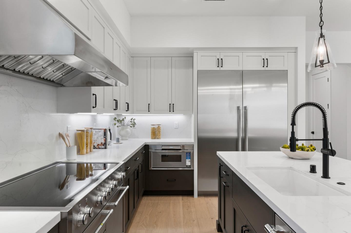 Detail Gallery Image 12 of 36 For 15675 El Gato Ln, Los Gatos,  CA 95032 - 4 Beds | 3 Baths