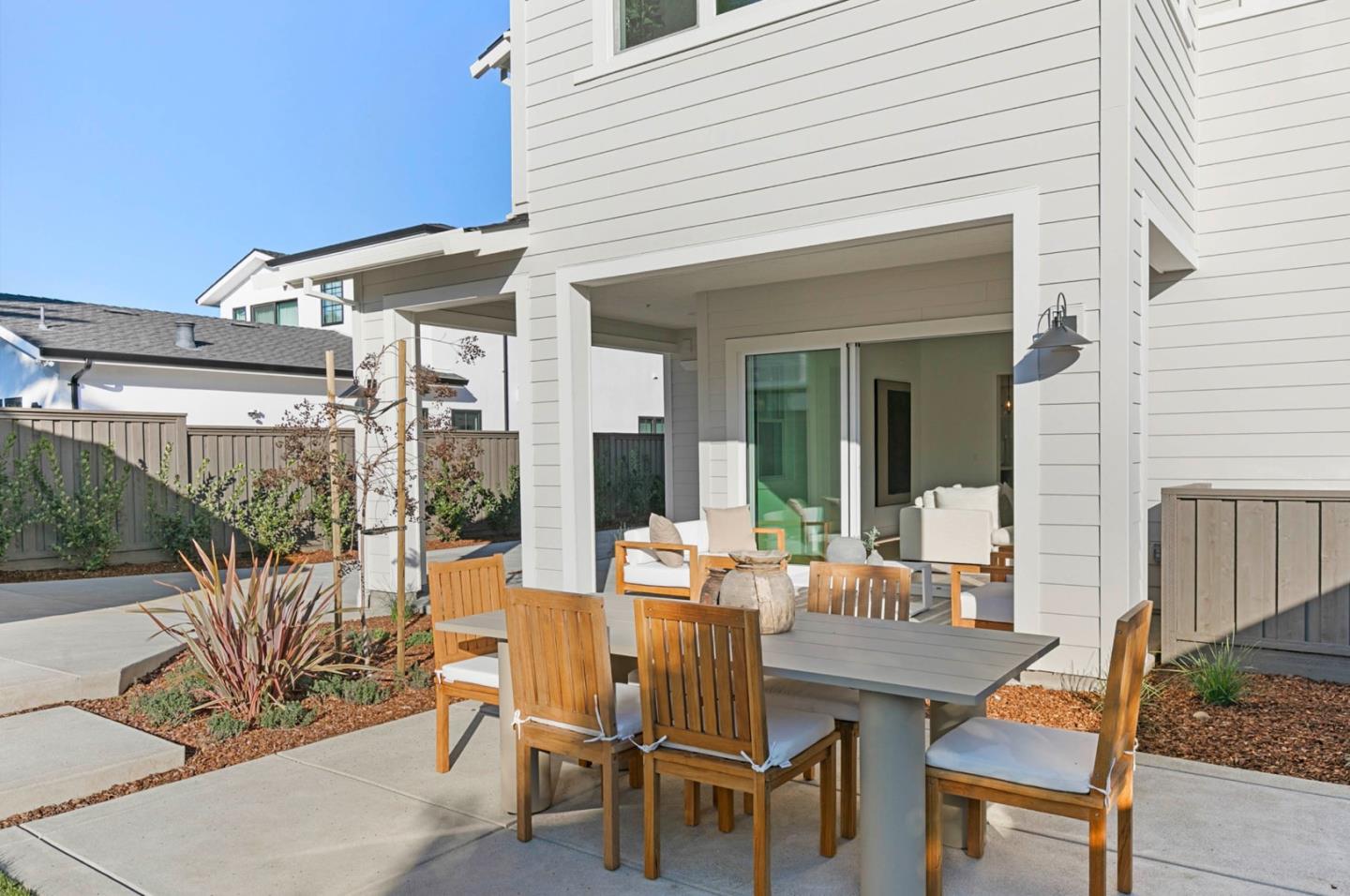 Detail Gallery Image 27 of 36 For 15675 El Gato Ln, Los Gatos,  CA 95032 - 4 Beds | 3 Baths