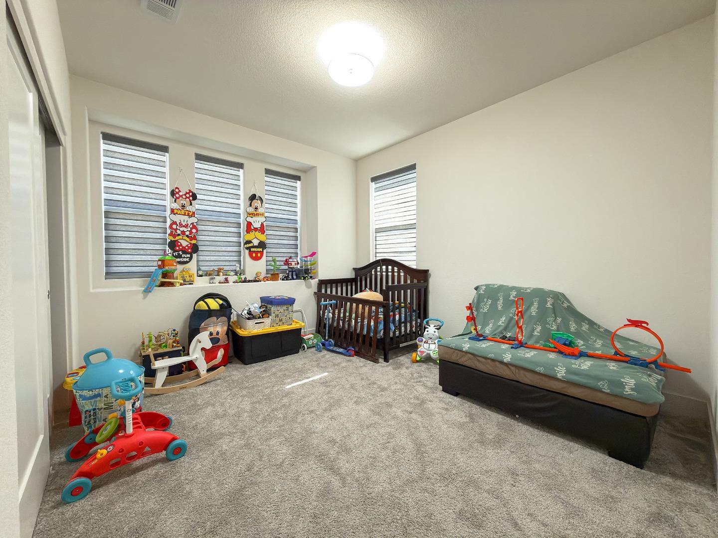 Detail Gallery Image 15 of 21 For 2665 Luna Ave, Tracy,  CA 95377 - 4 Beds | 2/1 Baths