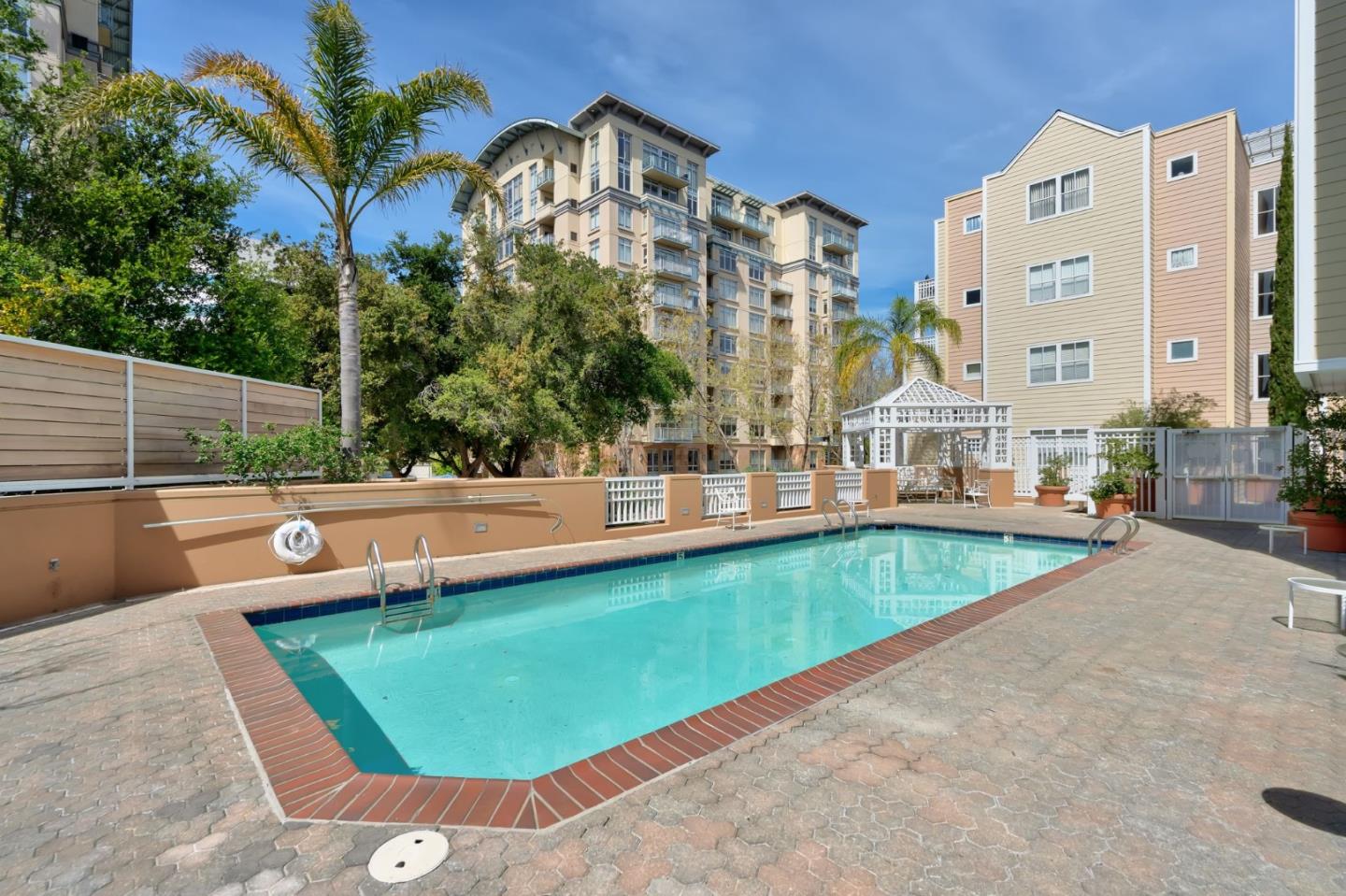 Detail Gallery Image 32 of 43 For 550 Ortega Ave #B330,  Mountain View,  CA 94040 - 2 Beds | 2 Baths